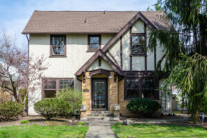 3BR English Tudor home in River Forest