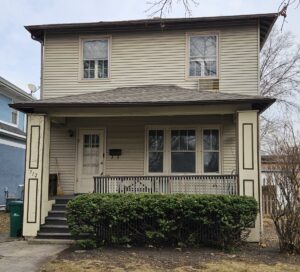 American Foursquare 4 bedroom Oak Park home